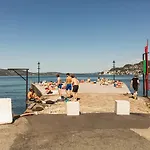 King Bed Renovated And Cozy Near Bryggen Ferienhaus *