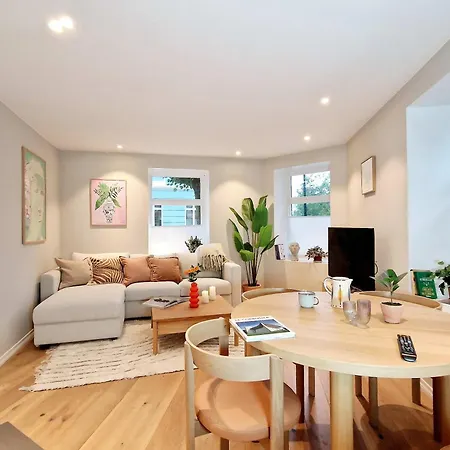 Feriehus King Bed Renovated And Cozy Near Bryggen