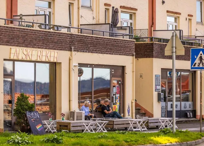 King Bed Renovated And Cozy Near Bryggen Feriehus *