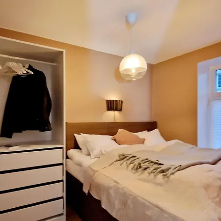 King Bed Renovated And Cozy Near Bryggen * Берген