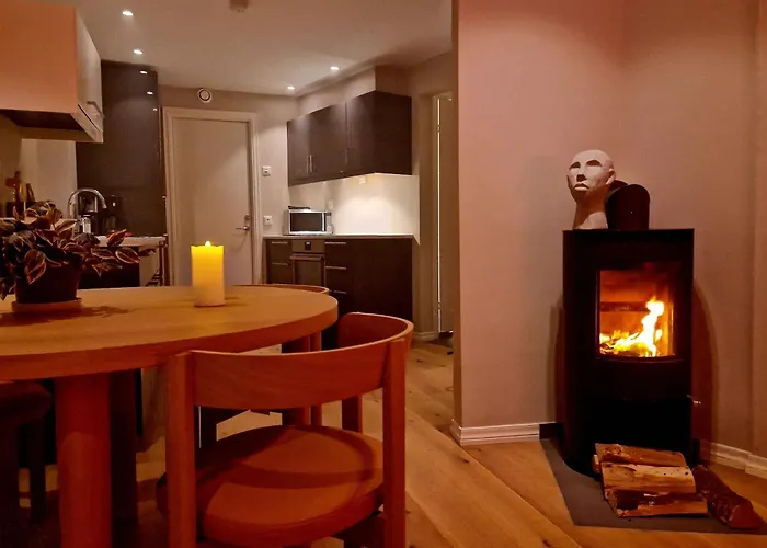 בית נופש King Bed Renovated And Cozy Near Bryggen *