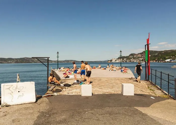 King Bed Renovated And Cozy Near Bryggen בית נופש *